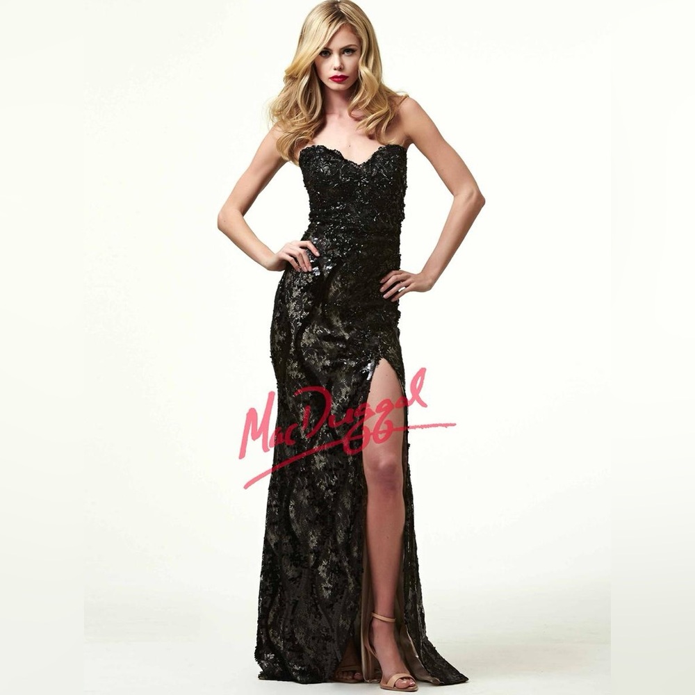 MAC DUGGAL Sweetheart Strapless Black Gown